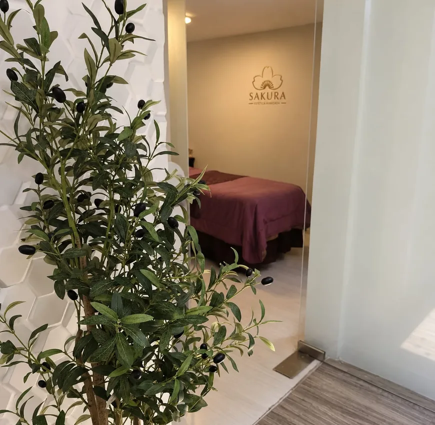 Acceso a cabinas de Sakura Estética Avanzada
