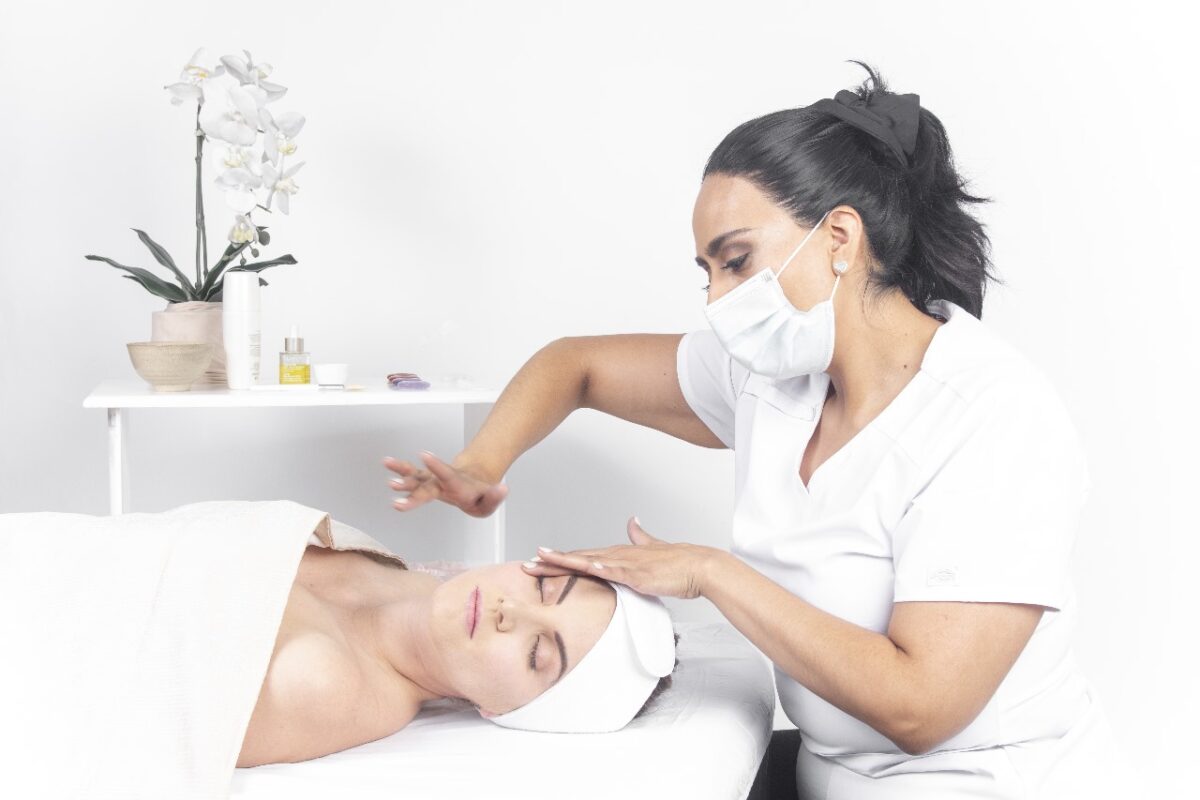 Facialista en CDMX – masaje facial y cuidado no invasivo